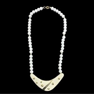 Vintage White and Gold Enameled Necklace